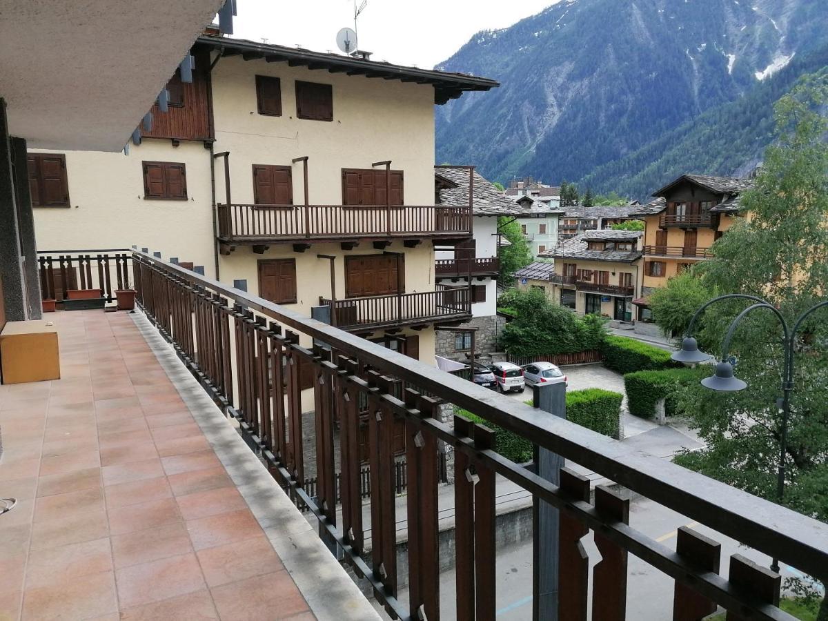 Courma House Lägenhet Courmayeur Exteriör bild